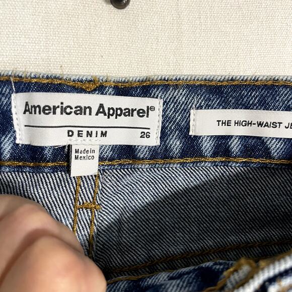 American Apparel Women's The High-Waist Jean Blue Denim Straight Leg -‎ Size 26 - Picture 4 of 9